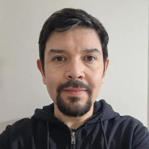 Alejandro Lara