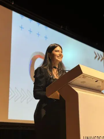 Cristina Meneses Montealegre